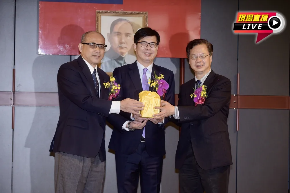 【直播】國發會新主委交接　龔明鑫接任不見陳美伶 