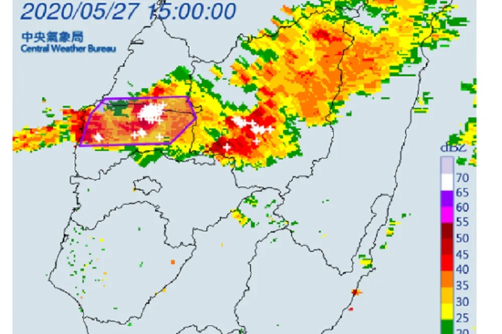 【大雷雨特報】氣象局15:11發布　彰化、雲林警戒區