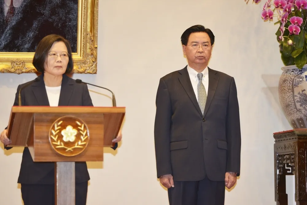 吳釗燮稱「中國恐對台動武」　蔡英文：已要求各部會加緊預判