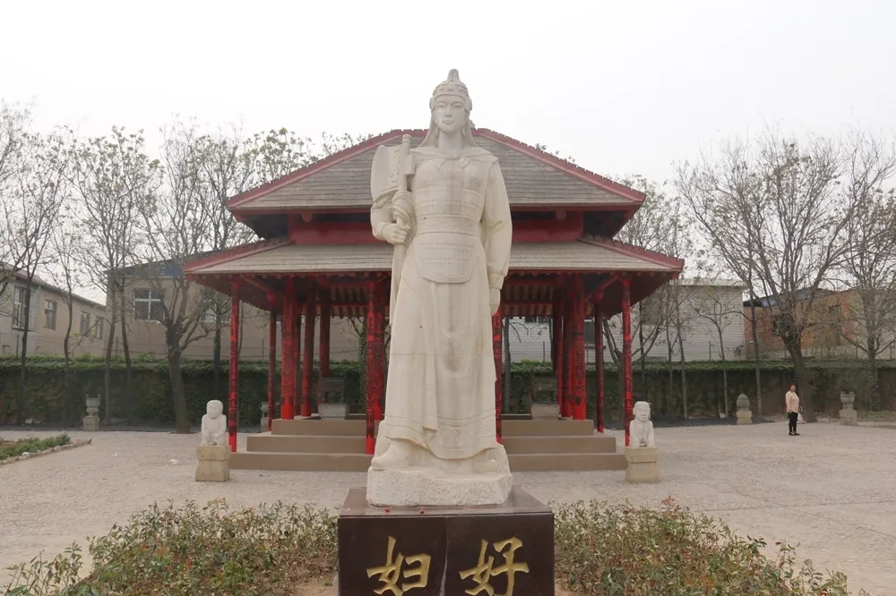 你聽過花木蘭代父從軍　但你知道商代有位王后兼任將軍嗎？