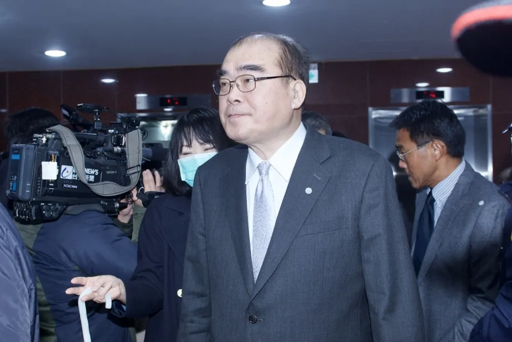 邱豐光拒丟汽油彈港人入台　移民署：不會一律拒絕