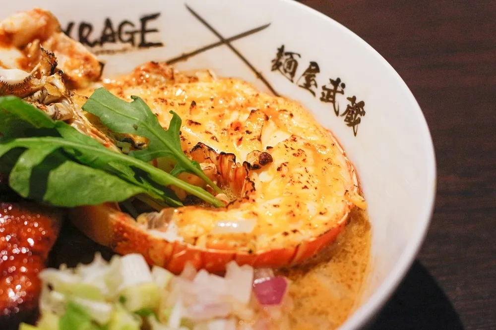 麵屋武藏 ╳ XRGAE 首度跨界聯名！「超狂痛風系」海膽龍蝦限定拉麵　6/3~6/9 每日限量開賣