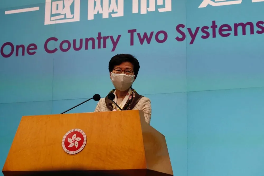 不顧44%民調受訪者給0分　香港特首林鄭六四前夕進京述職　