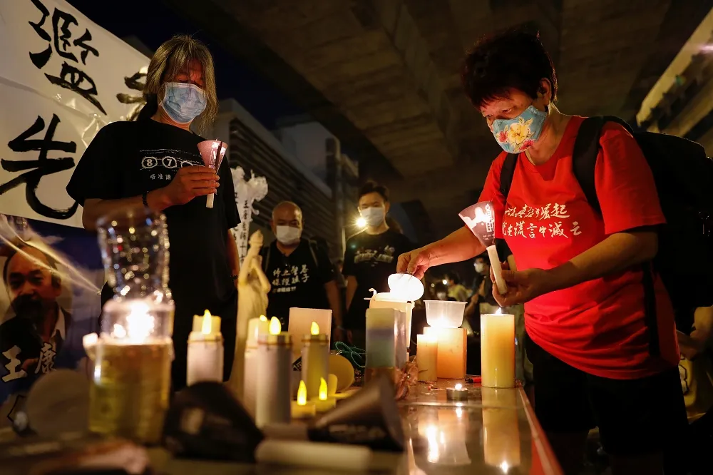 【六四31周年】港府祭「限聚令」阻紀念會　港人擬自發「散步」悼亡魂