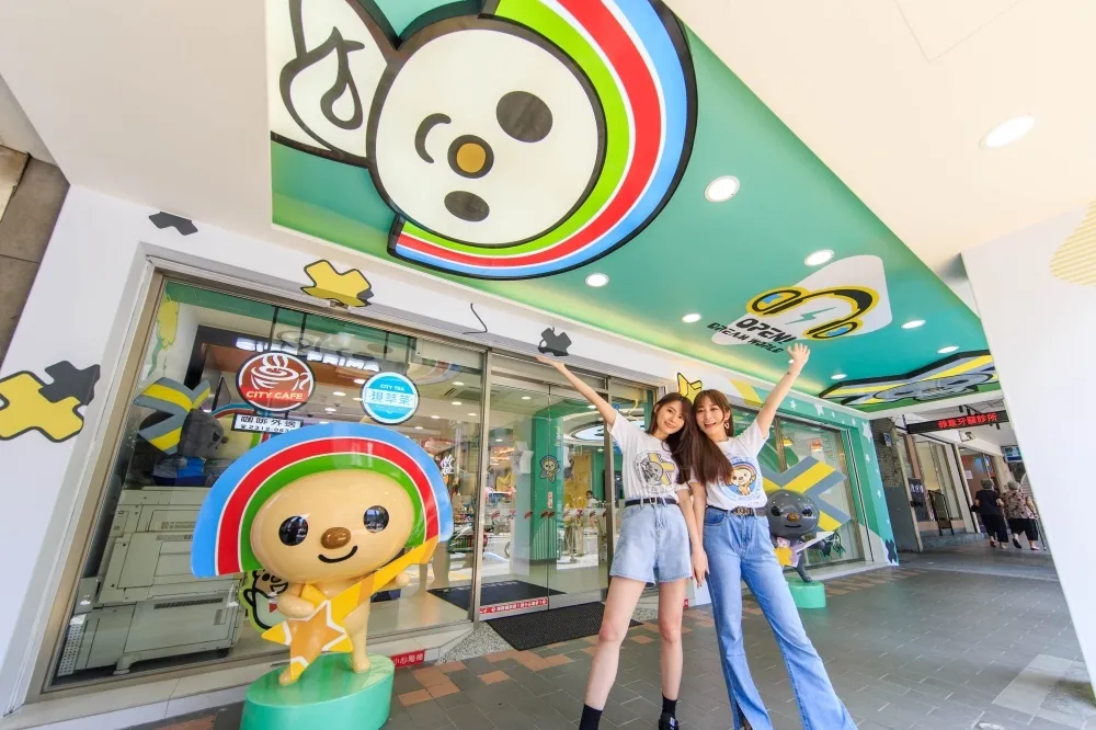 【有片】7-11 首家客製 T 恤門市！「OPEN!家族主題店」6/4 試營運　獨家商品搶先看