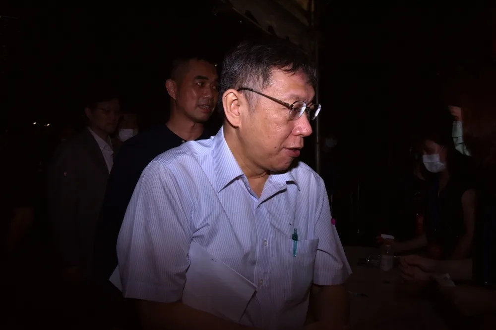 【紀錄亂改難把關】柯文哲擱置性平會直播訴求　遭酸「公開透明自助餐？」