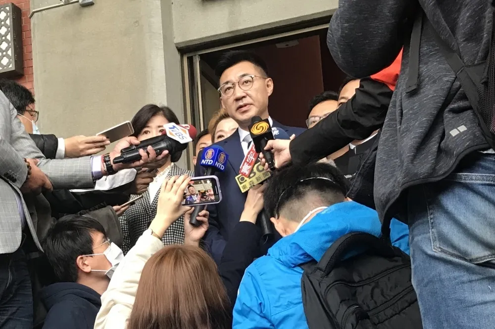 赴靈堂悼念許崑源　江啟臣：悲劇到此為止「台灣社會不只有政治」