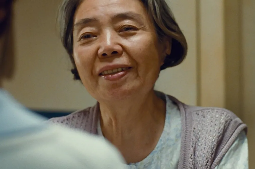 樹木希林之女憶亡母：她握住我的手，小聲說了三次「謝謝」…