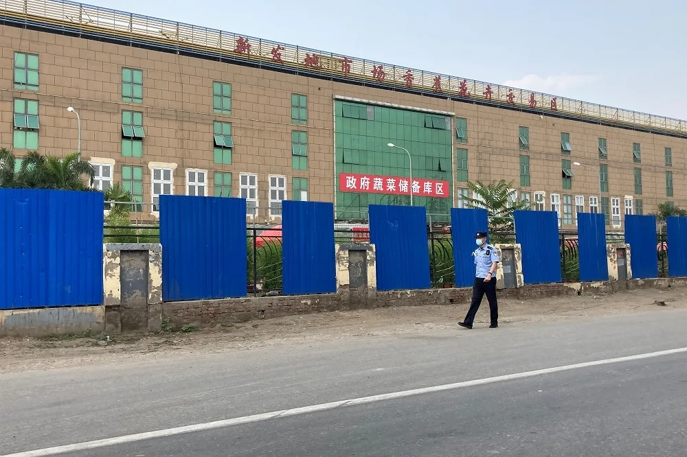 【新冠肺炎】北京新發地市場爆疫情　專家推測病毒源自外地肉品輸入