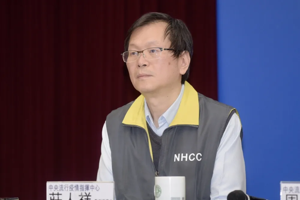 夫婦染疫自孟國入境　指揮中心證實「並未穿著防護衣」
