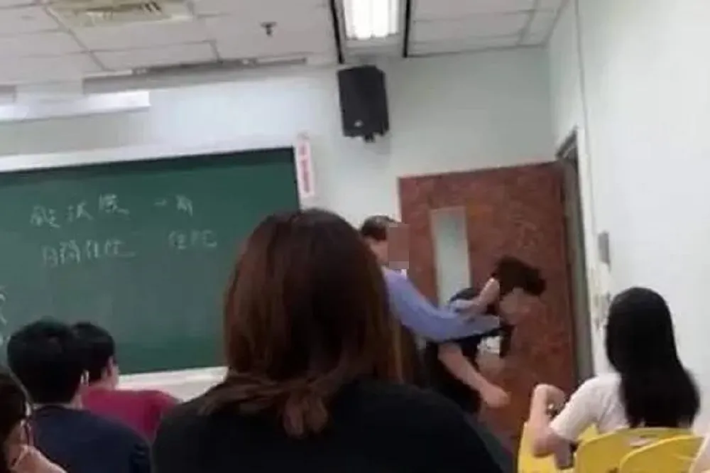 【詠春拳只能打農夫】政大教授爆氣毆學生　教評會17日決議解聘