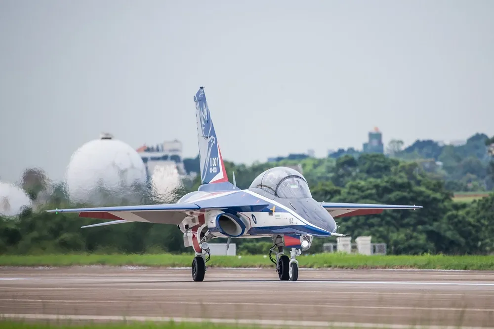 國軍高頻通信機更新案　得標廠商必須交出無線電機原始碼