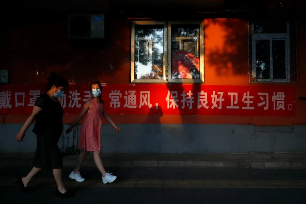 【新冠肺炎】巴西累計病例破百萬、北京近十日新增227例　全球染疫人數破890萬