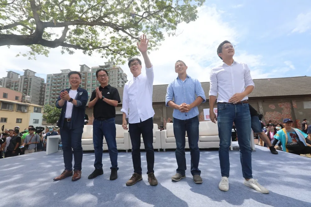 陳其邁公布競總人事　名單未見黃捷入列