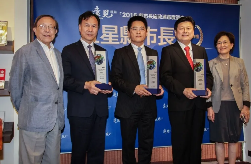 吾爾開希專欄：請《遠見》一併向我提告