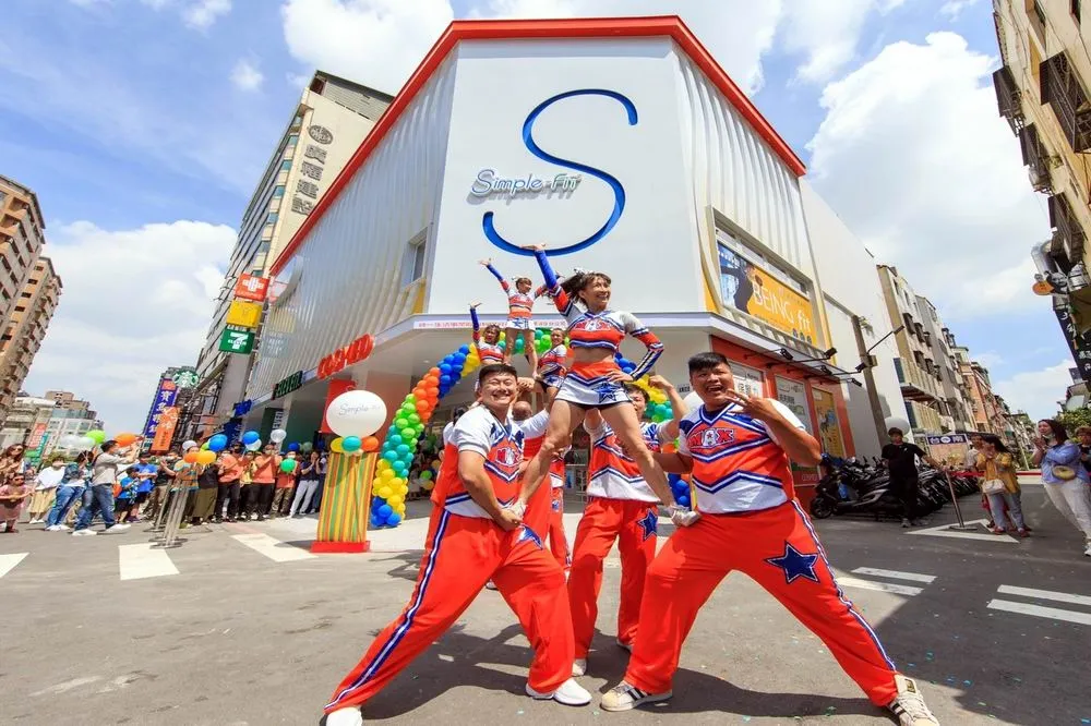 統一集團全台首家Simple-Fit概念店台中公益商圈初登場