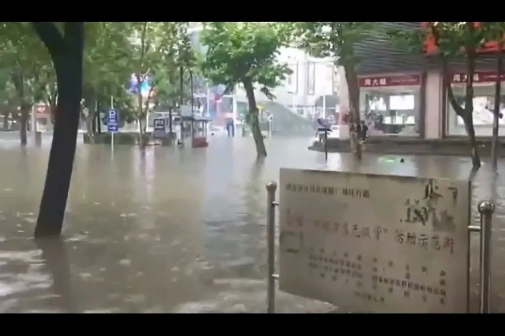 【水淹長江流域】湖北5大湖超出防洪上限　習近平首談汛情嚴峻