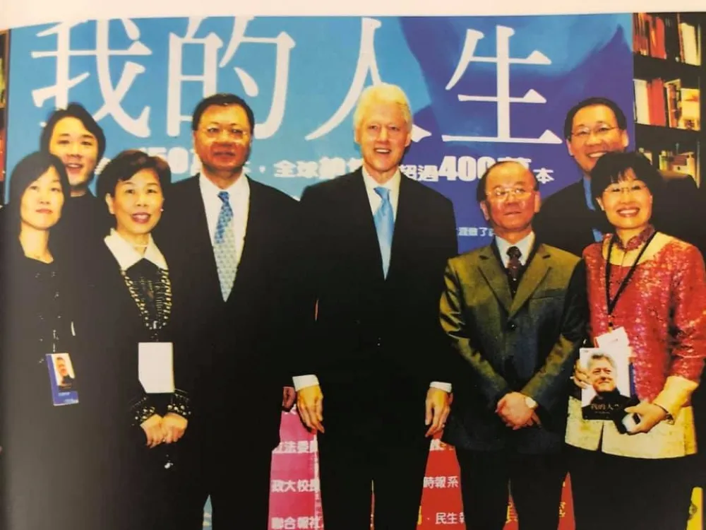 黄肇松新聞工作半世紀的非典型自傳「行間字裏」之七