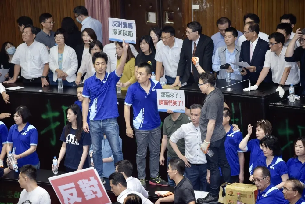 【奇襲議場觀察】國民黨站穩在野腳步最大關鍵：爭取社會共鳴
