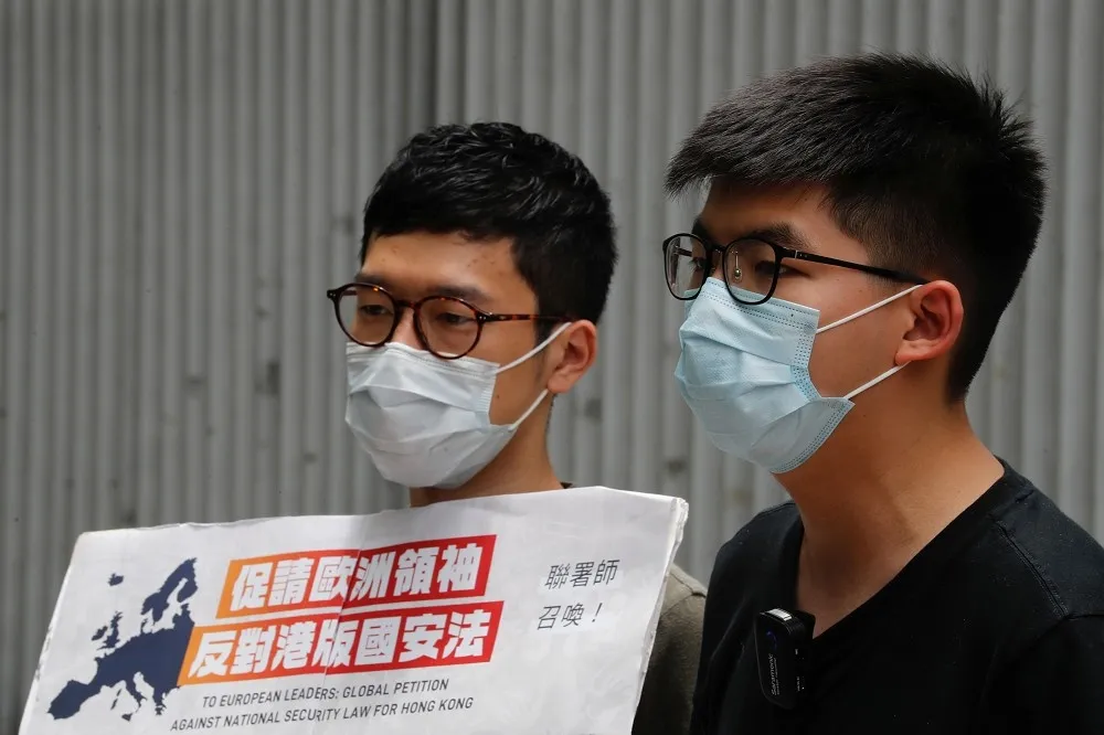 香港眾志羅冠聰證實已逃離　黃之鋒、周庭仍遭限制出境