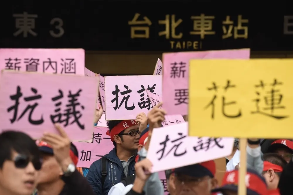 【欠加班費動機是...】台鐵工會怒嗆北市勞動局　「上百人被欠薪還說有收到」