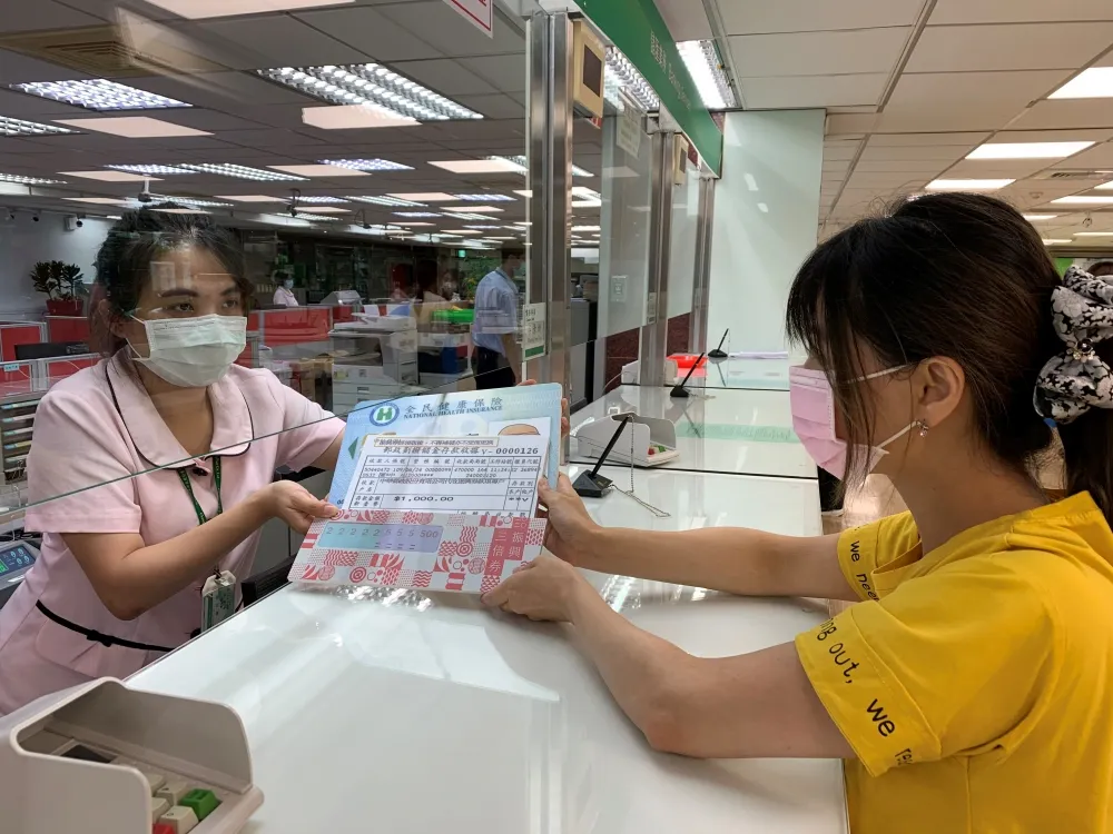 【郵局客服電話塞爆】振興三倍券開放預購　90分鐘內逾3.4萬筆