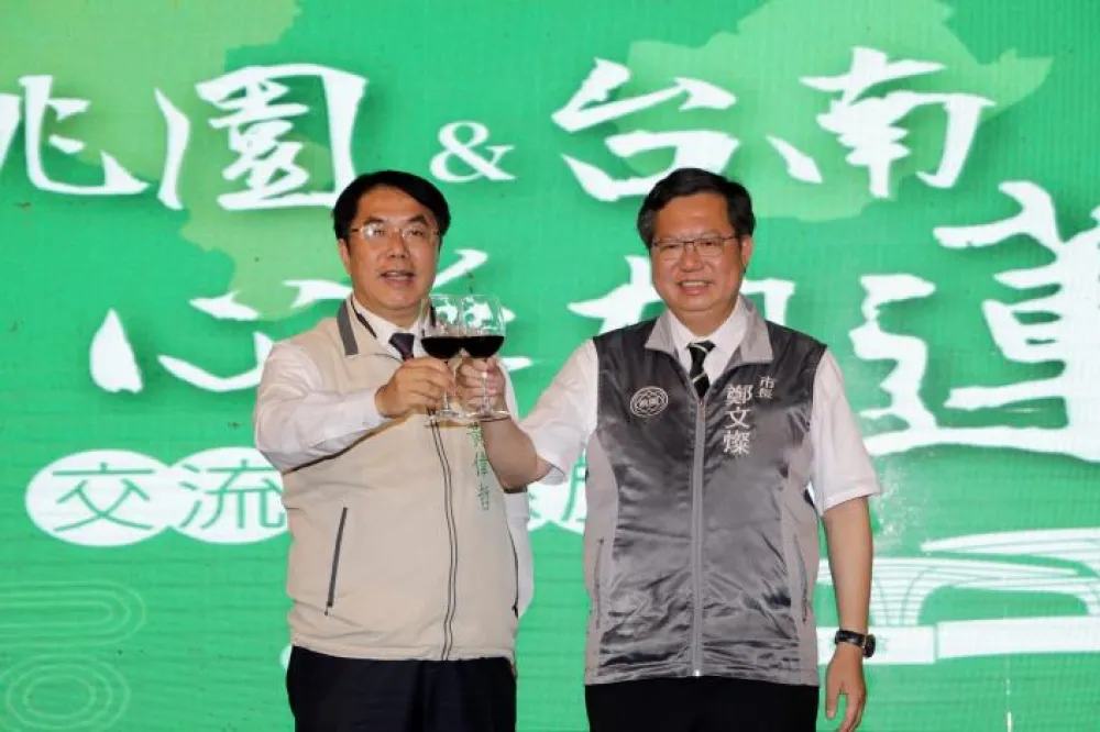 黃偉哲鄭文燦二度台南合體  三倍券熱潮振興城市互惠模式