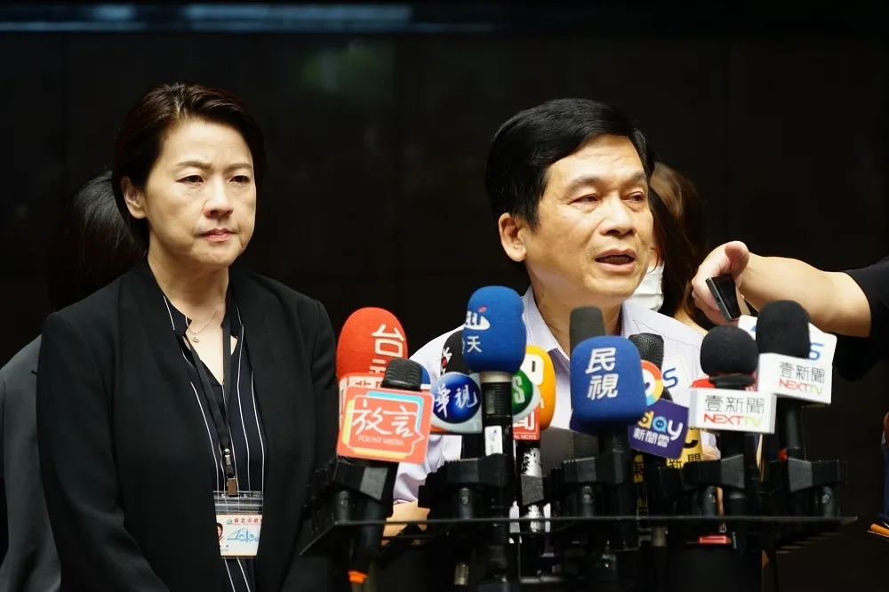 【涉賄官員亡】黃珊珊斥輿論定罪　「判決出來前相信同仁清白」