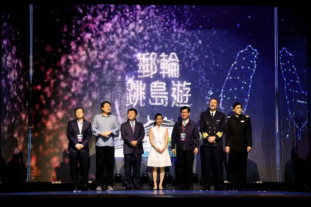 郵輪跳島首航　林佳龍：落實防疫就可安心旅遊