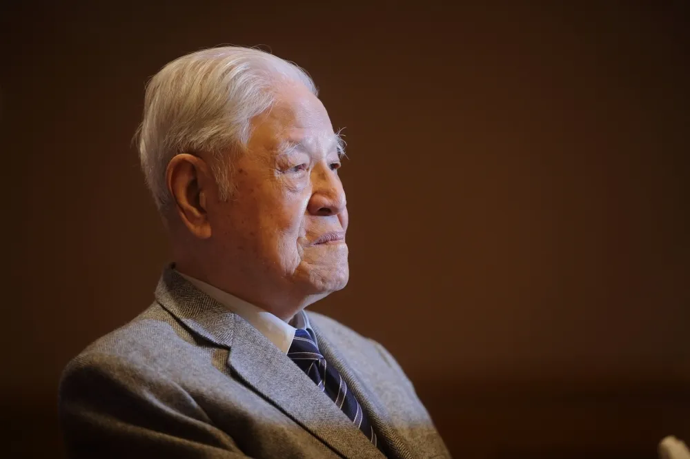 【李登輝病危】病逝假消息滿天飛　李辦：病情由榮總對外公開