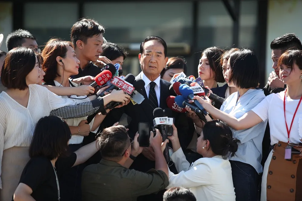 悼念李登輝不禁哽咽　宋楚瑜：是他堅定促成台灣民主轉型