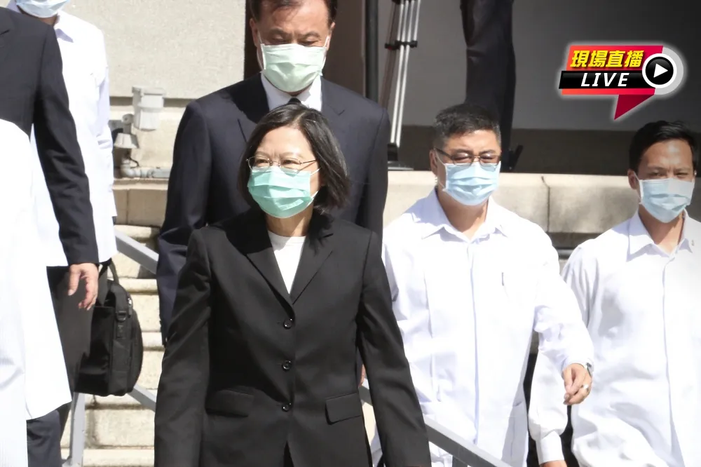 【直播】台北賓館開放民眾追思李登輝　蔡賴蘇吳到場悼念