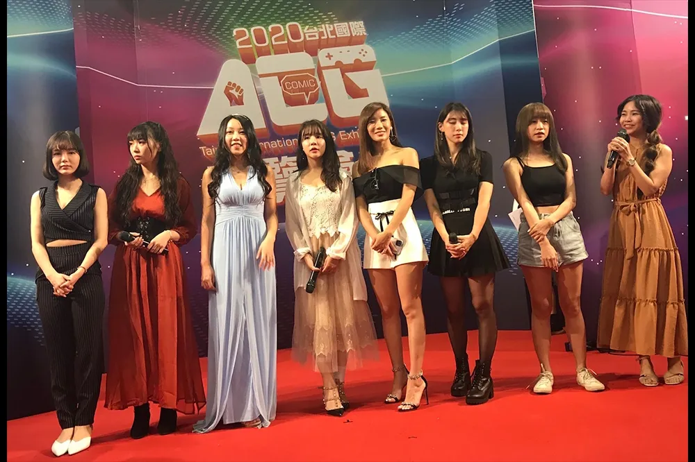 17電競女神大秀才藝人氣狂圈粉嗨翻ACG博覽會 Cosplay主播唱跳動漫神曲粉絲搶拍