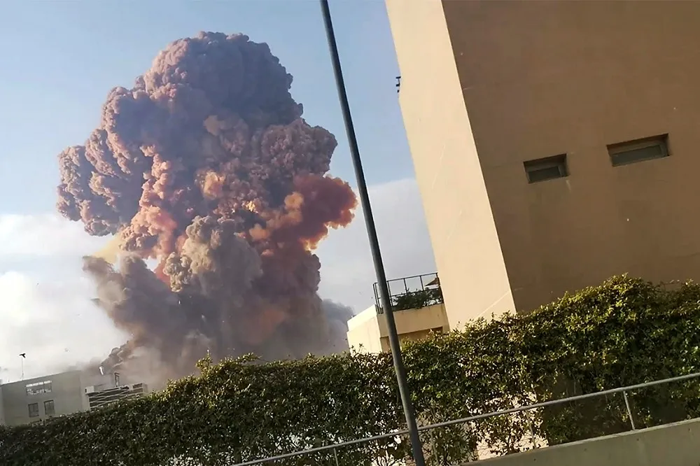 黎巴嫩首都驚爆兩朵「蘑菇雲」　百死近四千傷、醫院不堪負荷