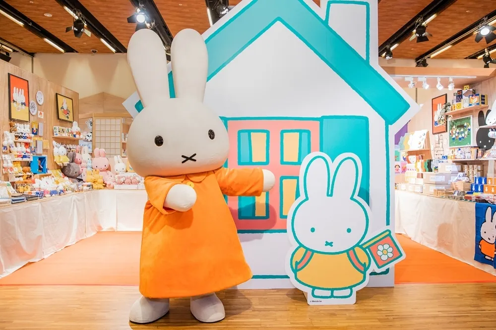 【有片】「故事大飯店」 8/6 誠品信義登場　米飛、史努比等10大角色獨家周邊一次收集