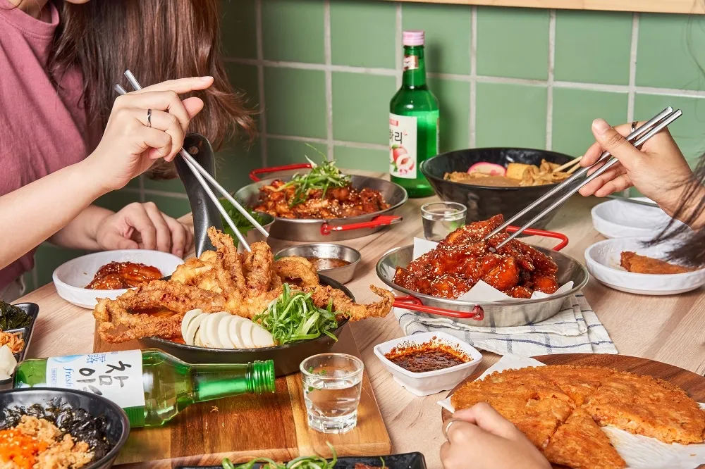 免費送「燒酒牙膏」和「頂級鮑魚」！父親節就吃「魷魚大叔」、「發起人肉骨茶」