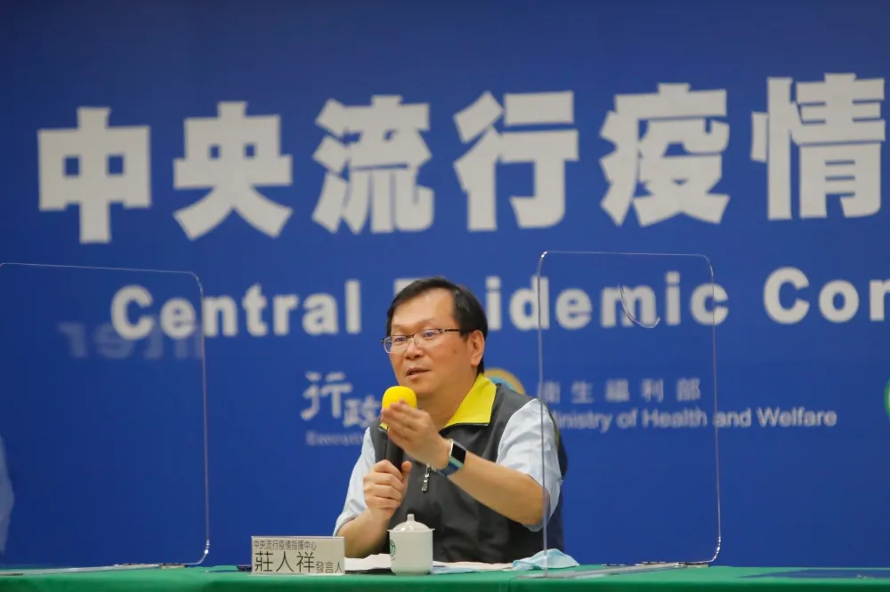 菲國8/6返台夫妻確診　兩人先後發病自行服藥緩解