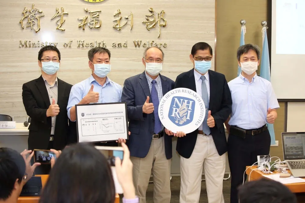 【最快明年上市】國衛院疫苗重大突破　施打後倉鼠新冠病毒量降至1%