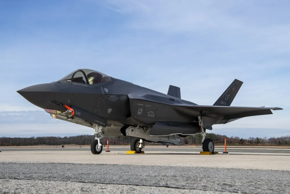 爭取加拿大戰機訂單　洛馬「保證」F-35能挹注4400億經濟活水