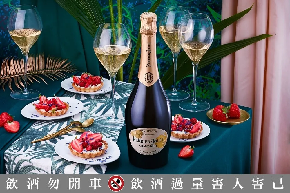 寒舍艾美北緯二十五「香檳暢飲之夜」！香檳、調酒 1399 元喝到飽　加碼餐點 7 折優惠