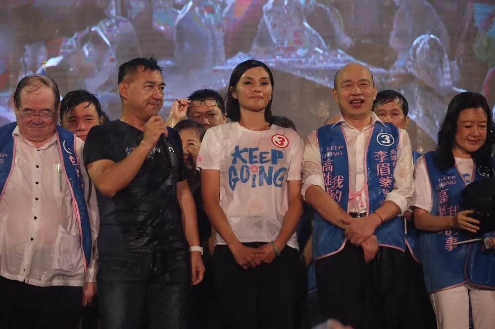 【選前觀察】韓國瑜最後一夜現身輔選　藍營大團結盼穩基本盤