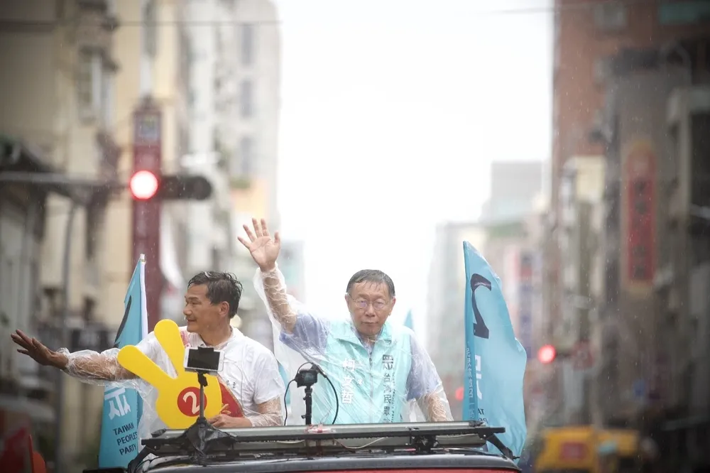 【插旗高雄慘敗】民眾黨盲打速食戰不扎根　柯文哲總統路提前跛腳
