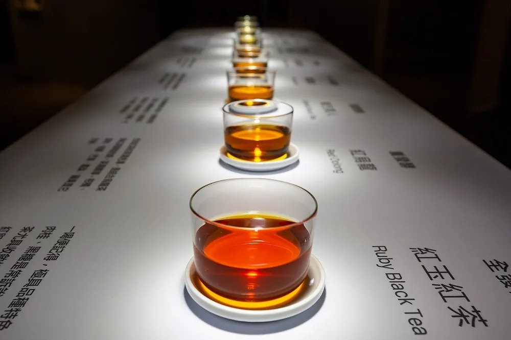 以茶入料！龍井蝦仁、茉莉花茶千層　愛上茶的 100 種理由
