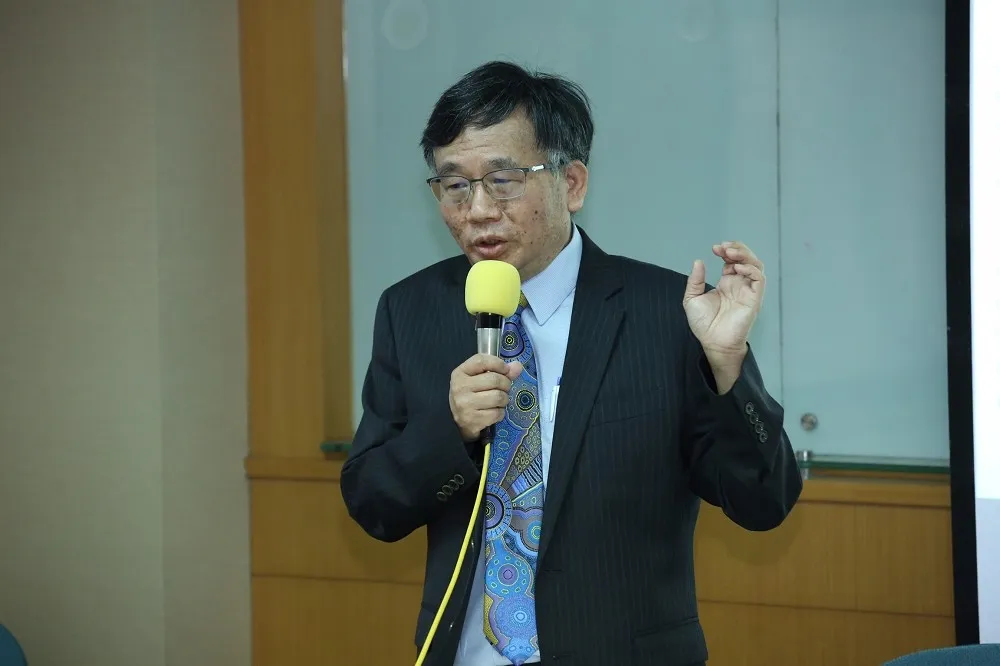 新冠肺炎「普篩」引正反論戰　李秉穎反對：疫情穩定沒必要