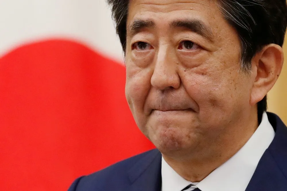 成為日本史上在位最久首相這天　安倍再度前往醫院後回到官邸
