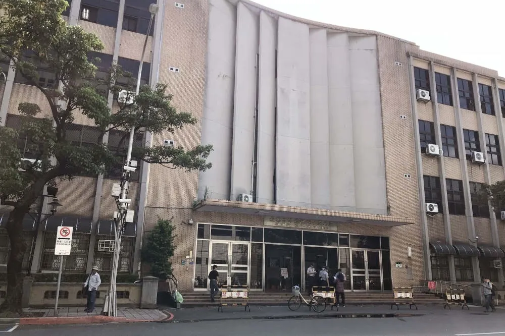 【纏訟9年】新北營養午餐長蛆掀弊案　更一審5校長改判無罪