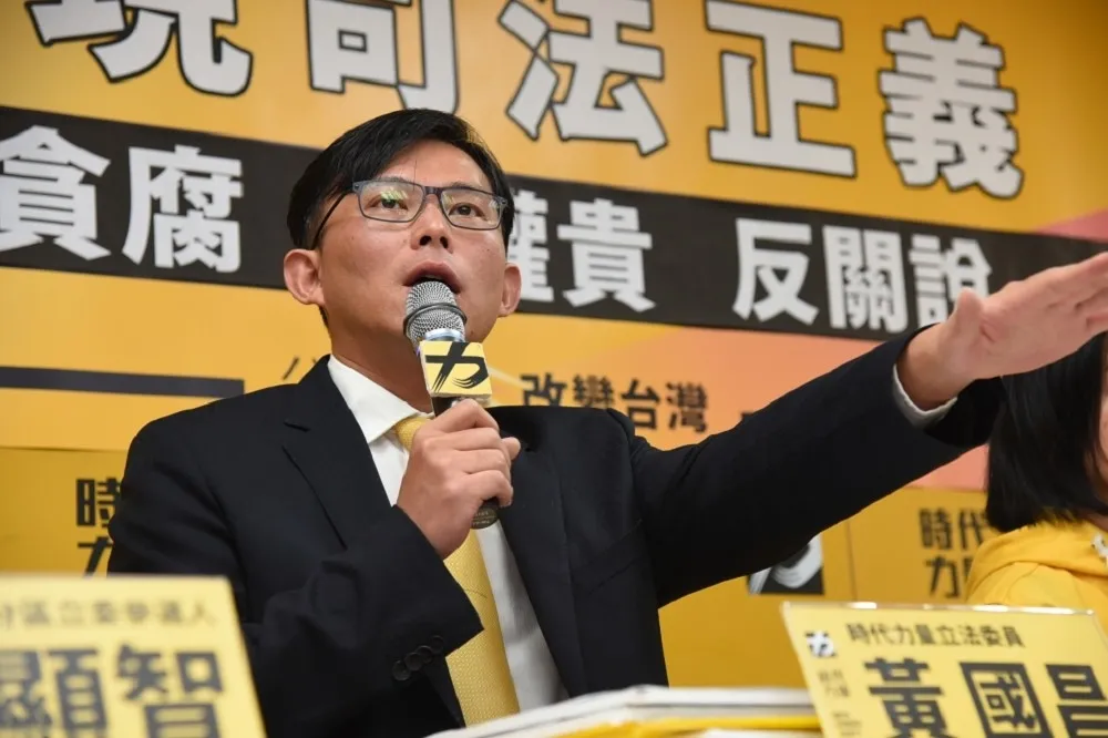 社評：第三勢力不能是柯Ｐ黨　當然也不能是國昌黨
