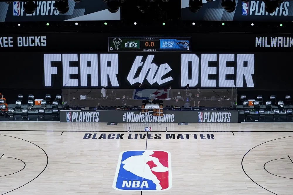 NBA罷賽風波牽動全美體壇　為何他們總站在種族正義第一線？