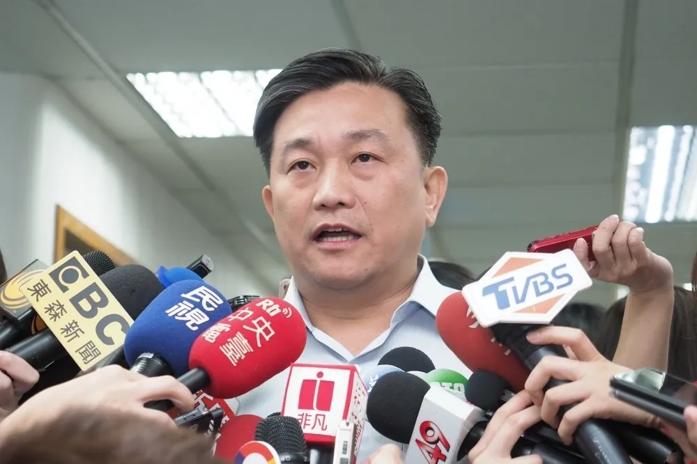 台製醫療級口罩去向不明　王定宇怒揭加利老闆賺「不義之財」