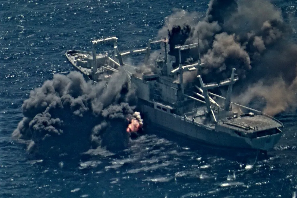 環太平洋軍演壓軸　以反艦飛彈擊沉1.8萬噸級達勒姆號